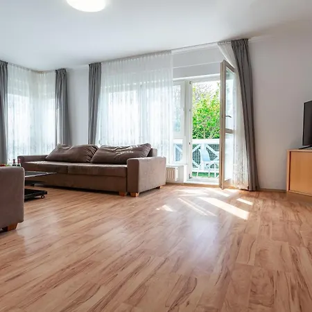 Vineta Mit Zwei Balkonen Und Bio-kamin