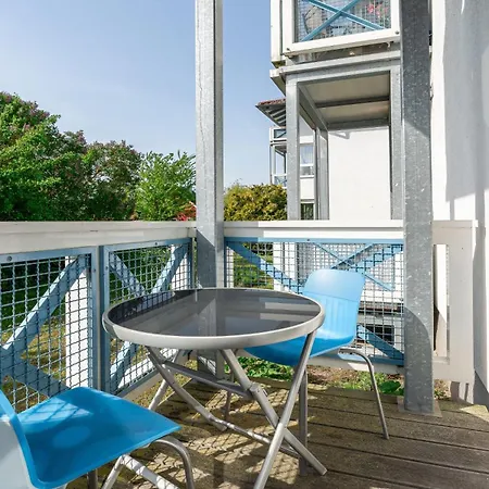 Vineta Mit Zwei Balkonen Und Bio-kamin Koserow