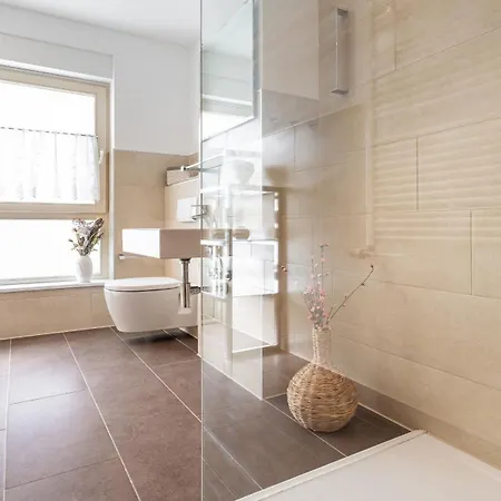 Vineta Mit Zwei Balkonen Und Bio-kamin Appartamento