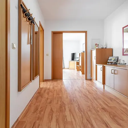 Vineta Mit Zwei Balkonen Und Bio-kamin *